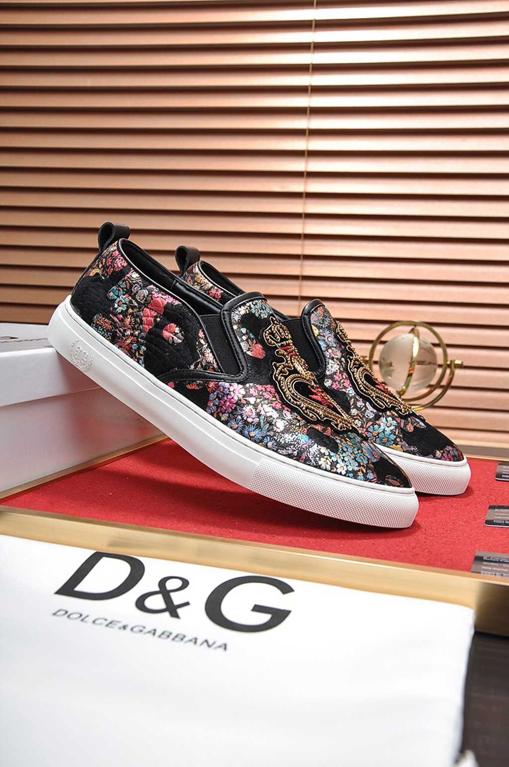 D*G sneaker